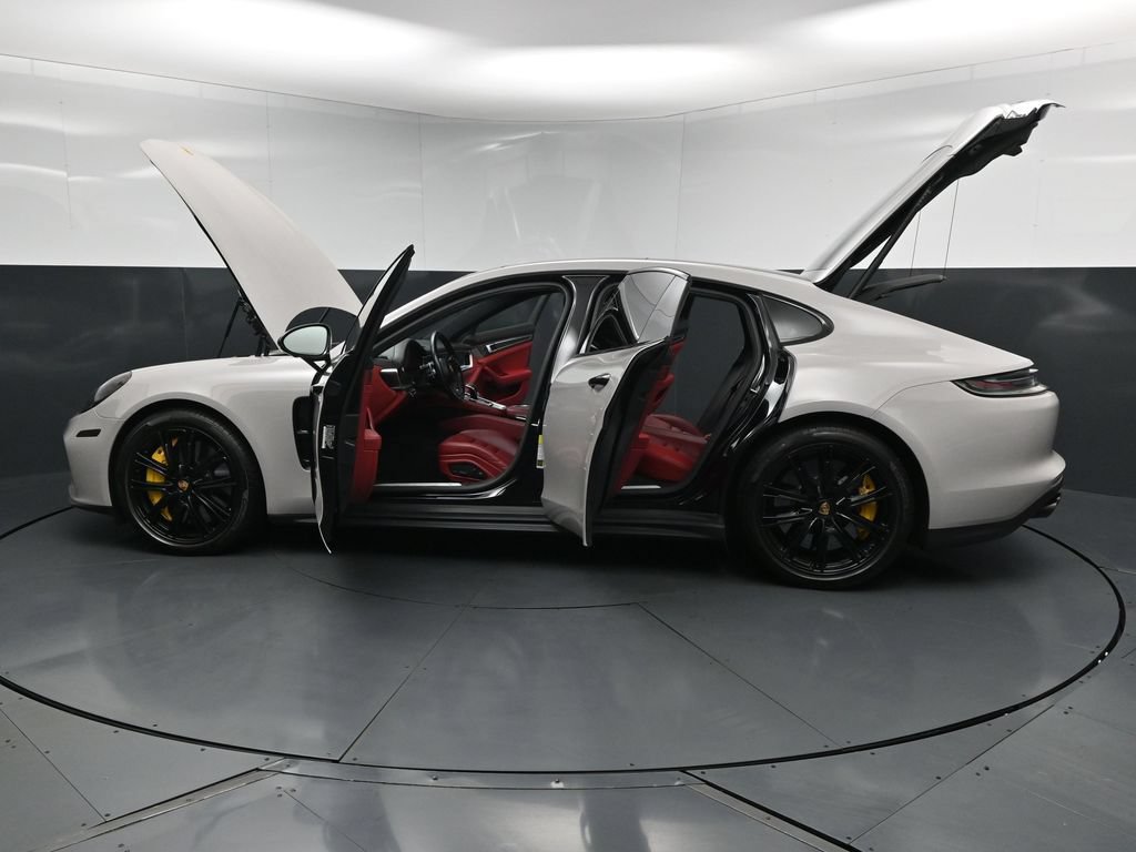 Certified 2022 Porsche Panamera Turbo S w/ Assistance Package AWD/4WD image 36