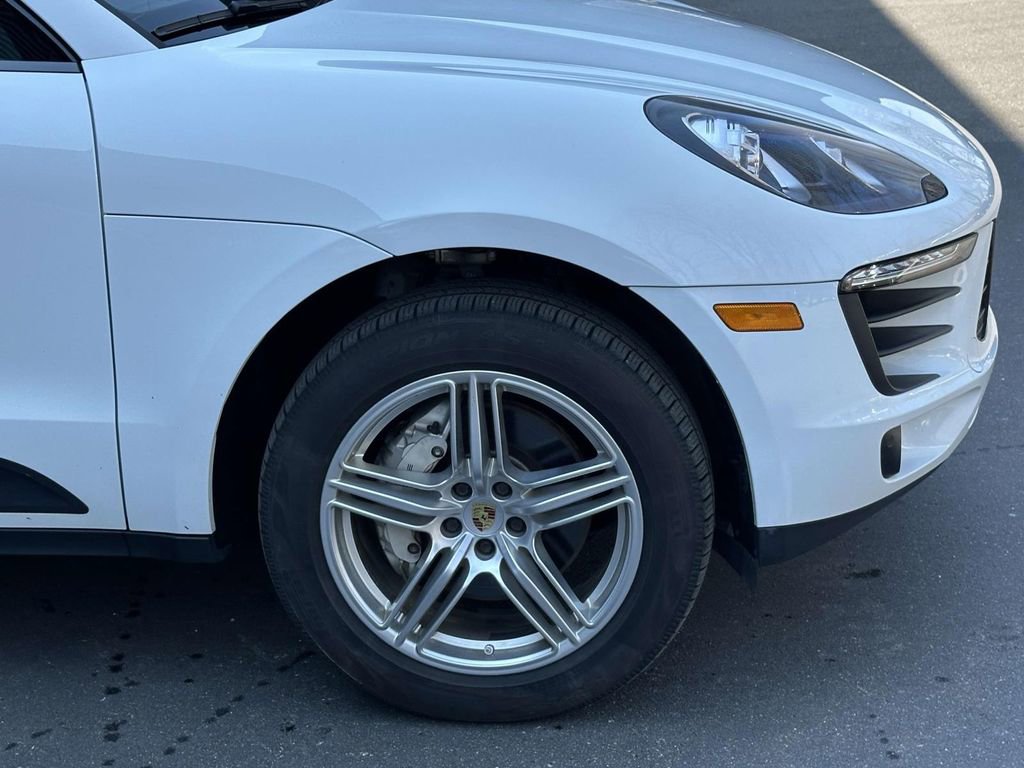 Used 2016 Porsche Macan S image 9