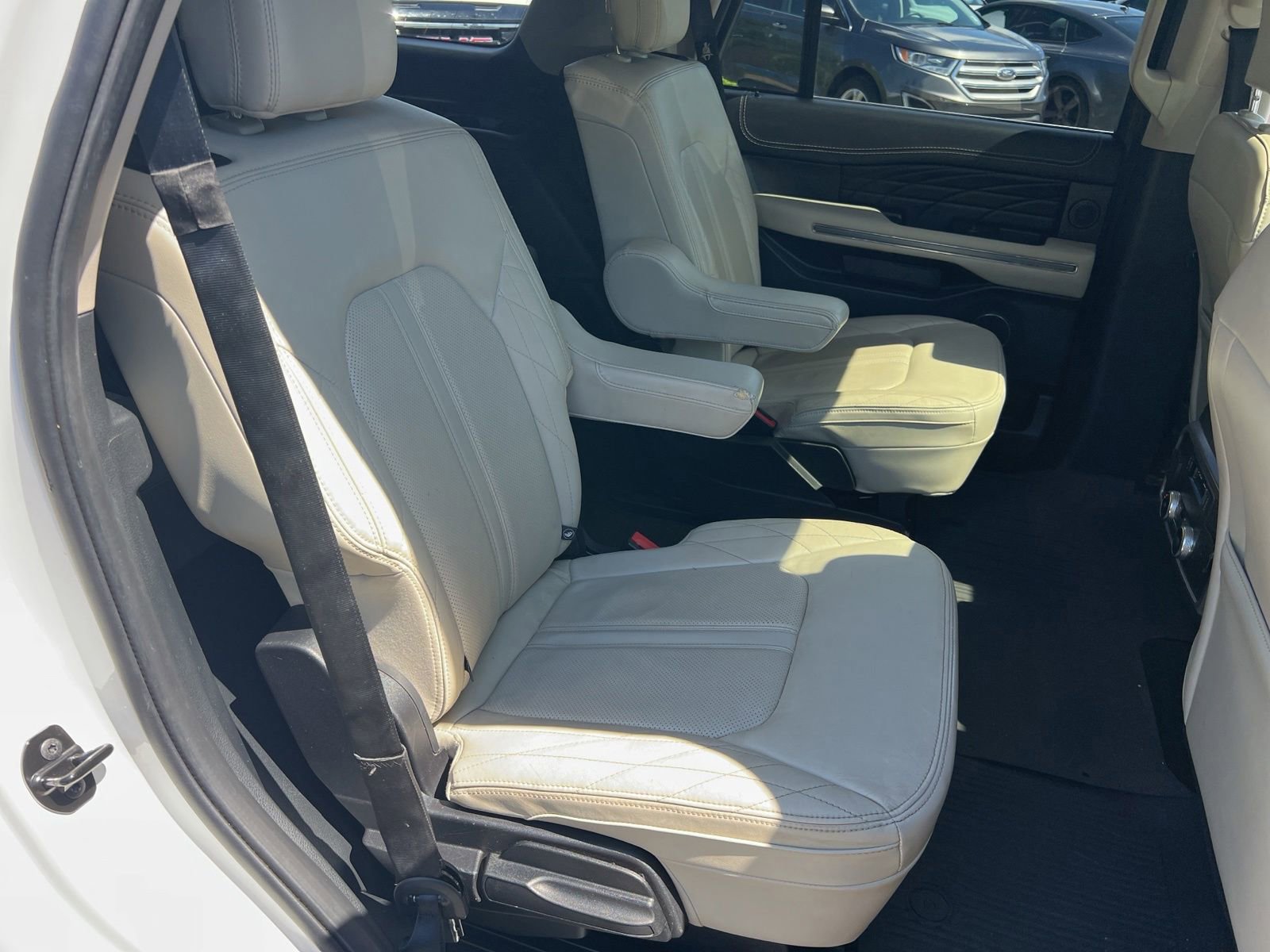 Used 2020 Ford Expedition Platinum AWD/4WD image 42