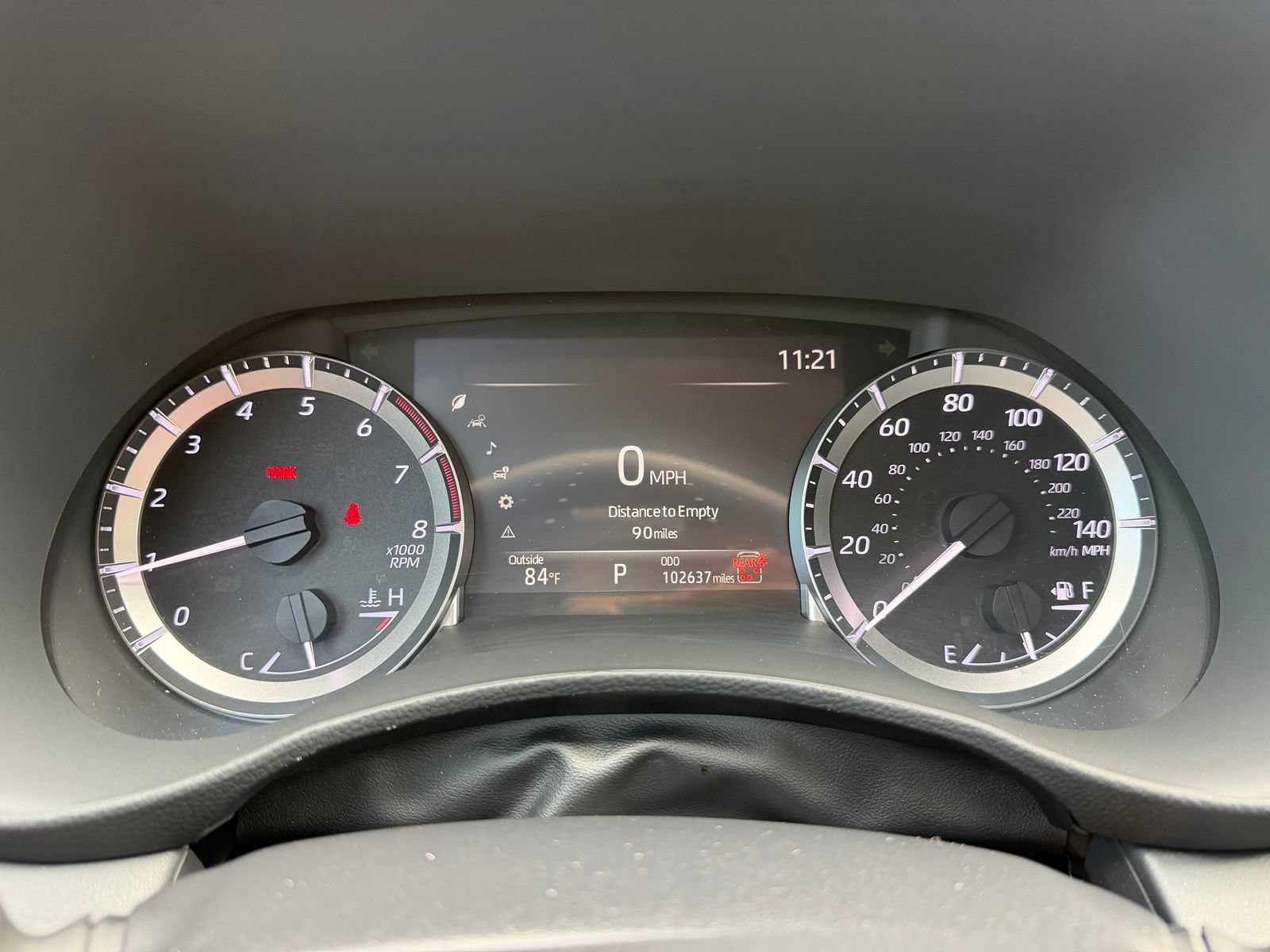 Used 2024 Toyota Highlander XLE FWD image 14
