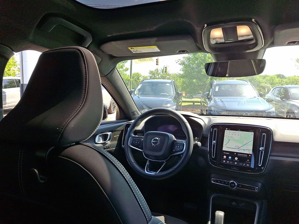 Used 2023 Volvo C40 P8 Recharge Ultimate w/ Protection Package Premier AWD/4WD image 15