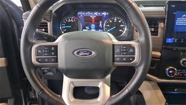 Used 2024 Ford Expedition Limited image 13