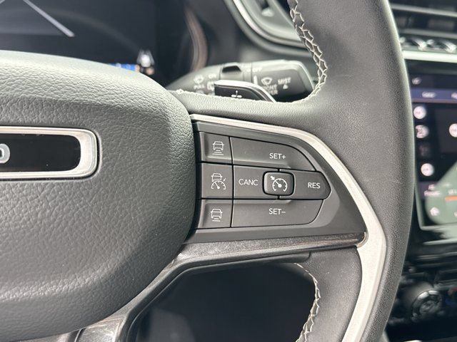 Certified 2023 Jeep Grand Cherokee Laredo AWD/4WD image 28