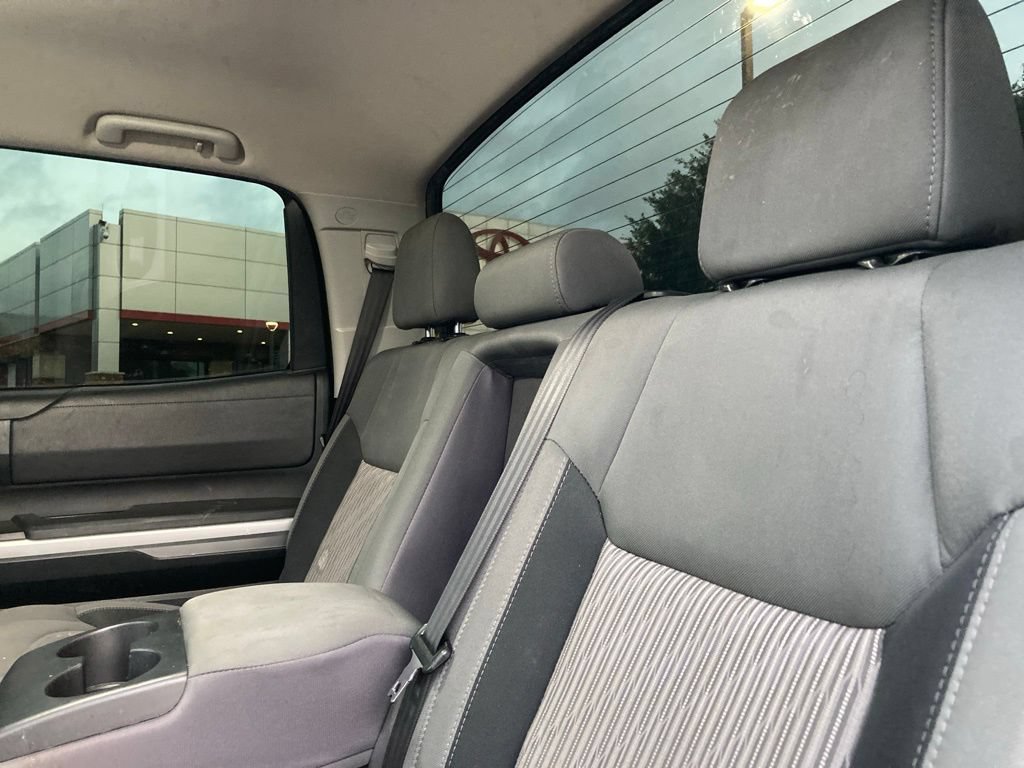 Used 2017 Toyota Tundra SR5 w/ SR5 Upgrade Package RWD image 11