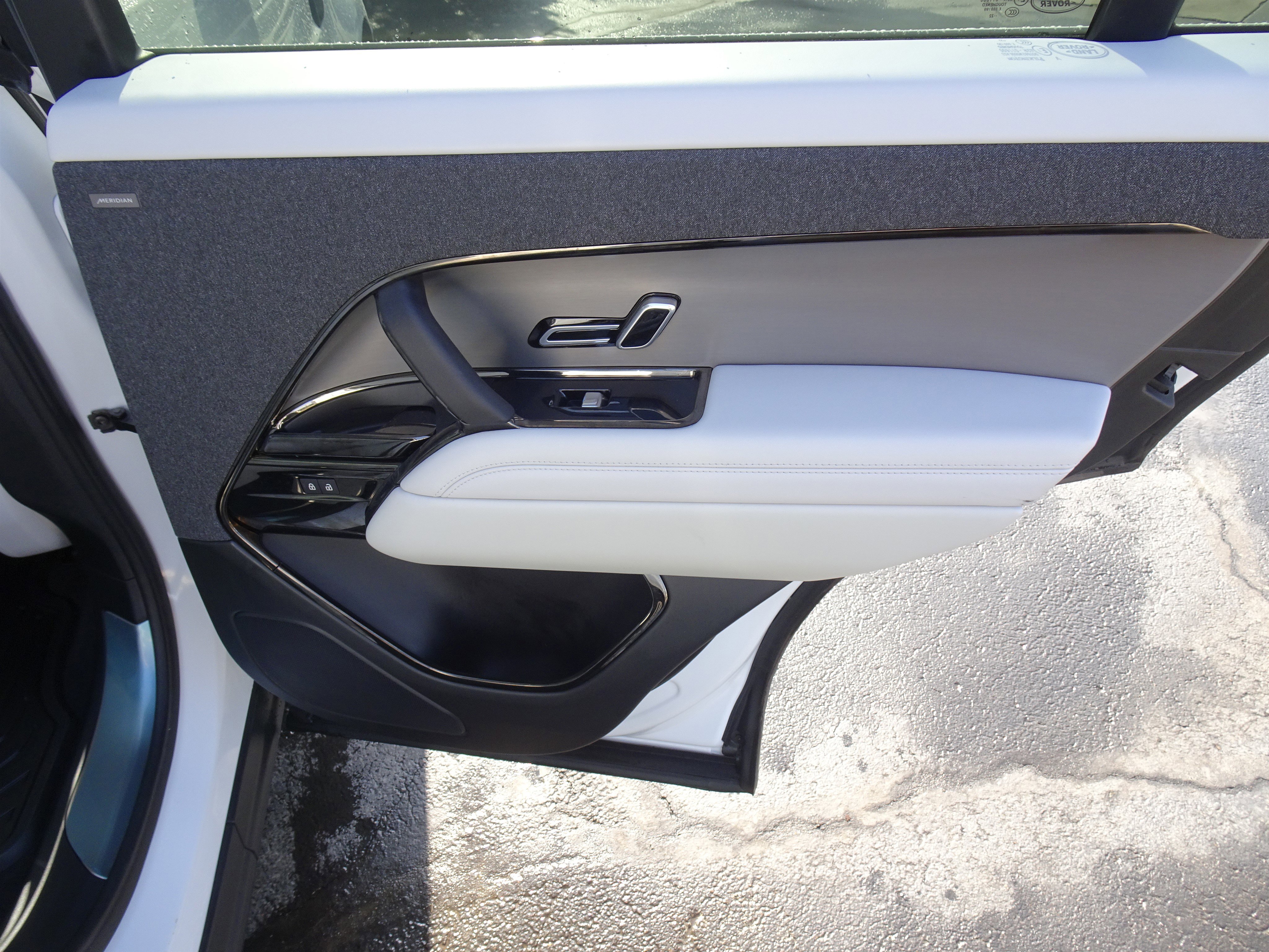 Certified 2023 Land Rover Range Rover Sport SE image 23