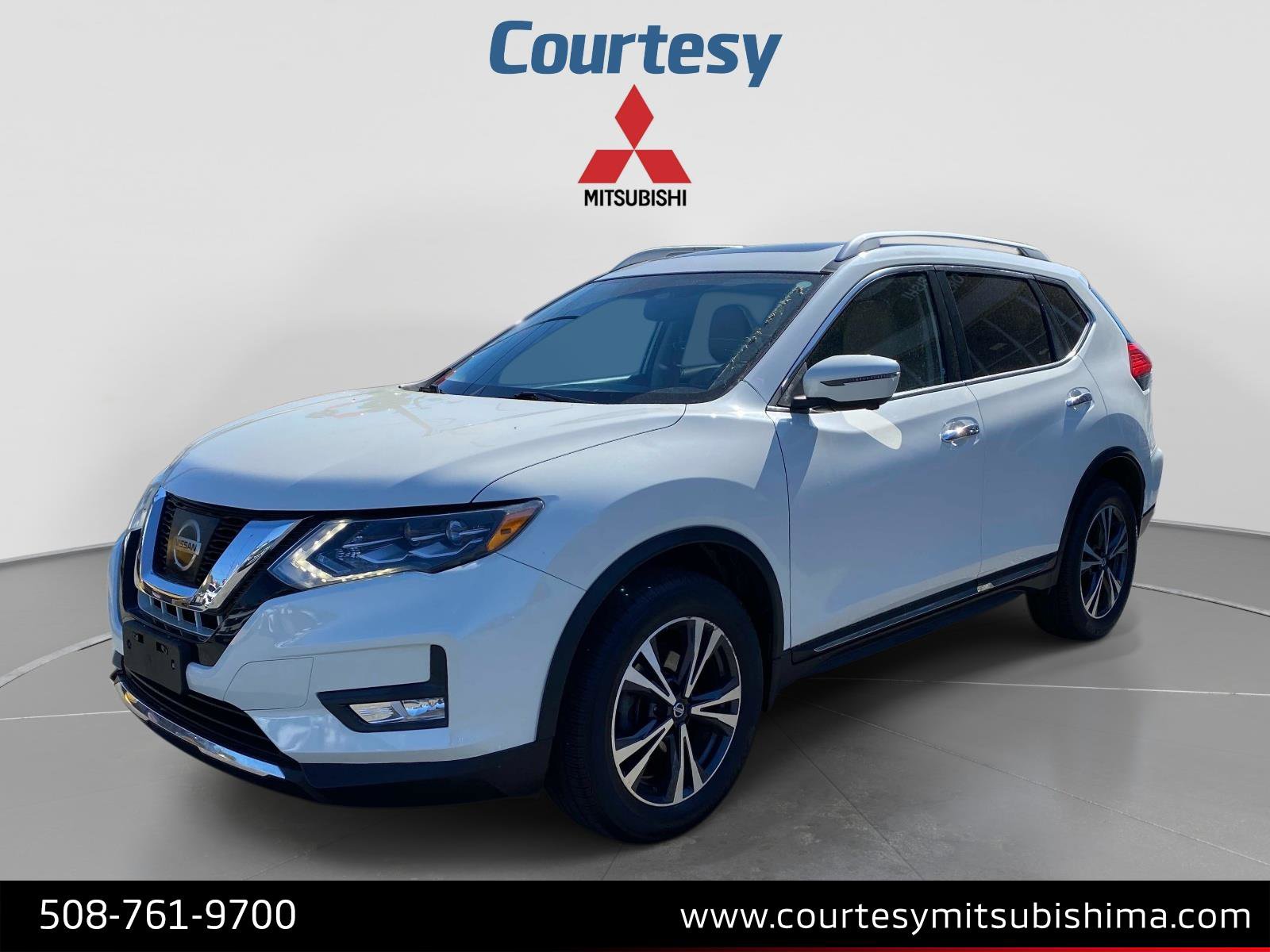 Used 2017 Nissan Rogue SL w/ SL Premium Package