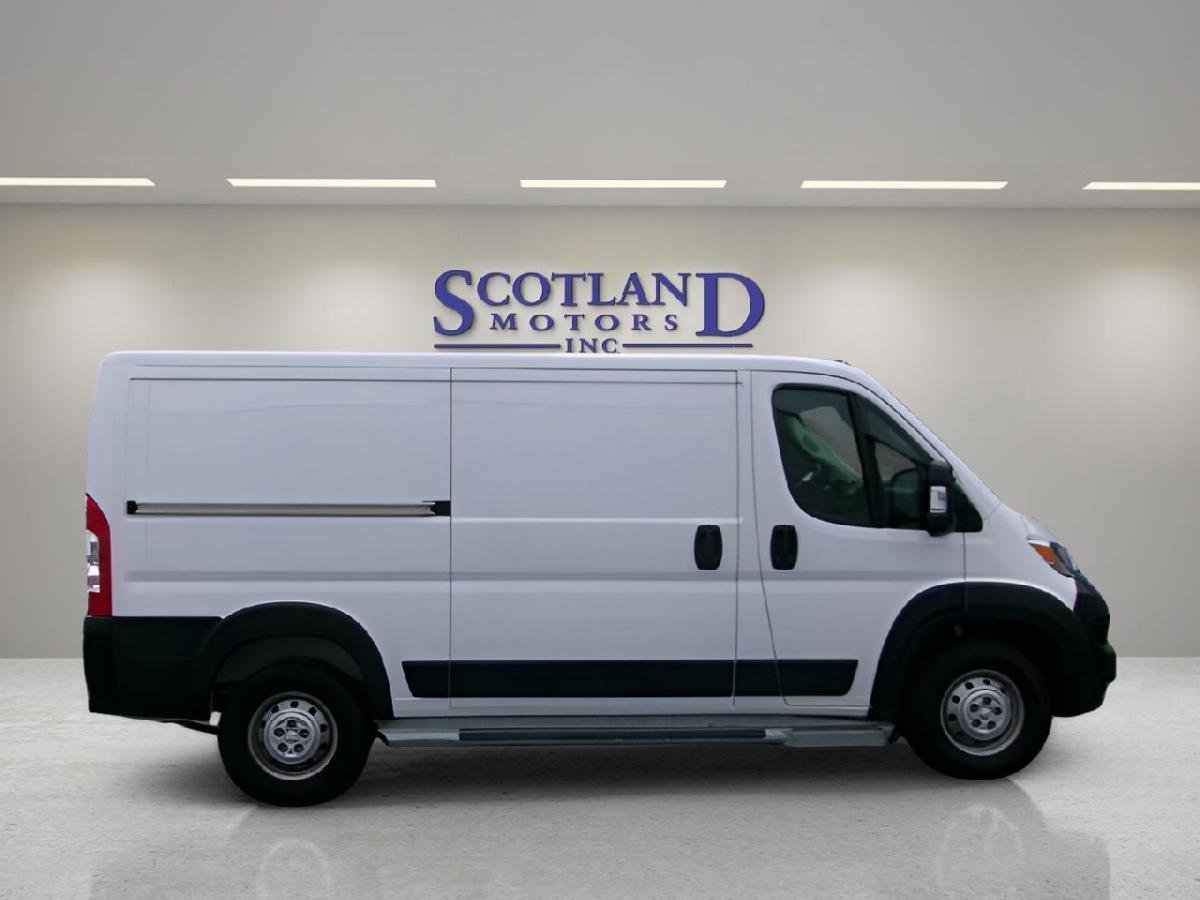 Used 2023 RAM ProMaster 2500 image 5
