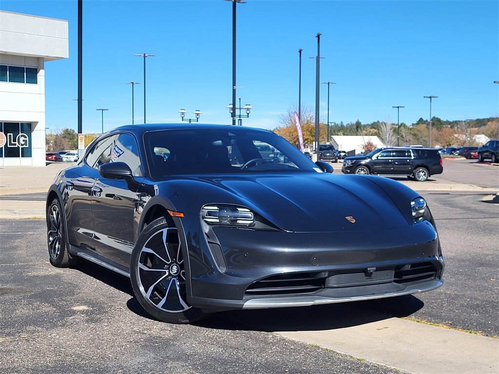 Used 2022 Porsche Taycan 4 Cross Turismo w/ Premium Package image 2