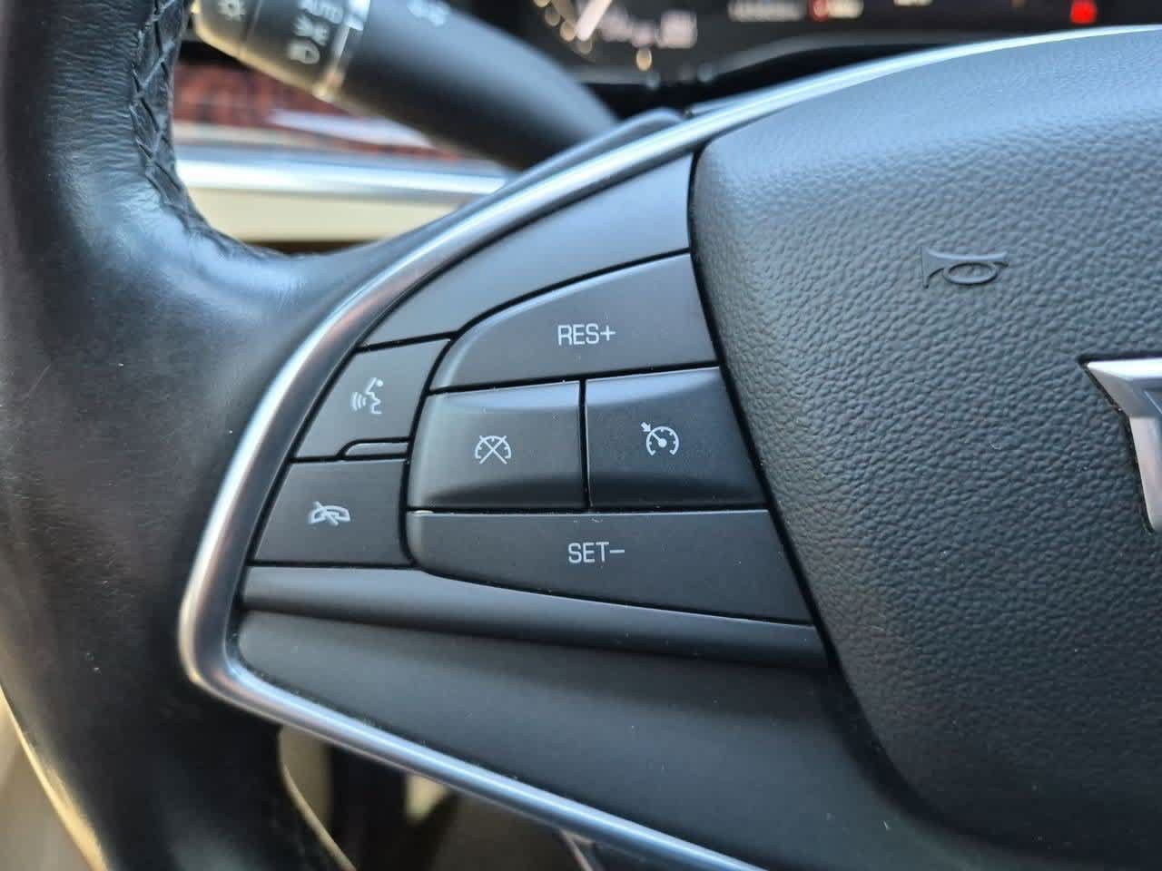 Used 2018 Cadillac XT5 Premium Luxury AWD/4WD image 25