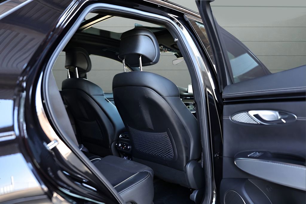 Used 2023 Genesis GV70 2.5T w/ Sport Prestige Package image 60