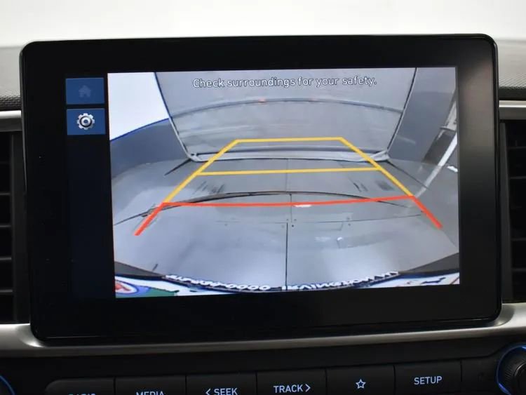 Used 2025 Hyundai Venue SEL image 39