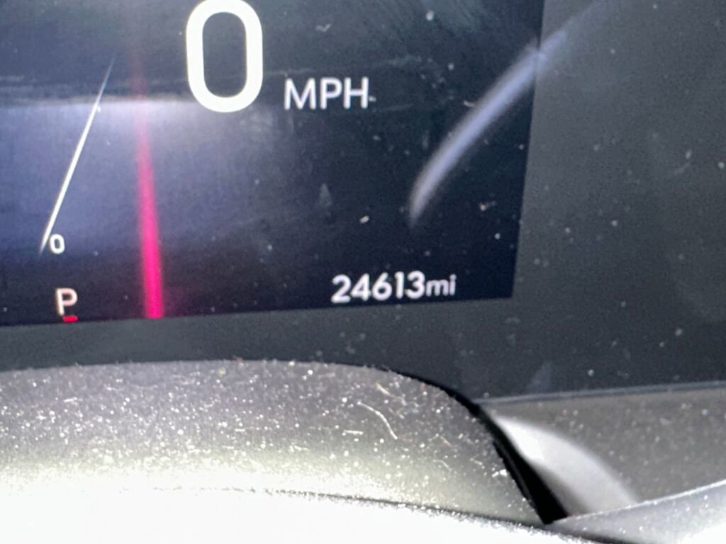 Certified 2024 Buick Encore GX Avenir w/ Avenir Convenience Package image 3