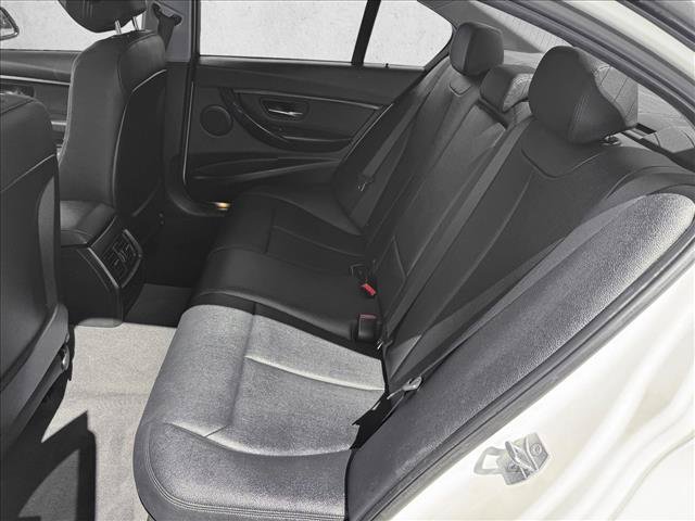 Used 2015 BMW 320i xDrive Sedan AWD/4WD image 17