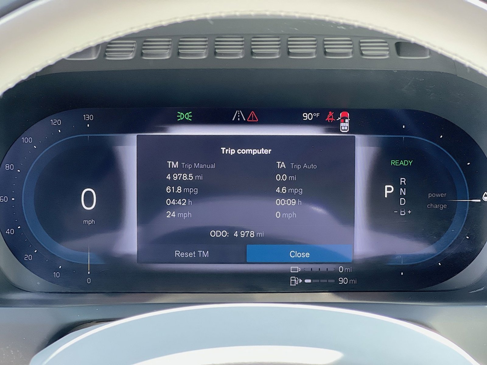 Certified 2025 Volvo XC90 T8 Plus w/ Protection Package Premier image 17