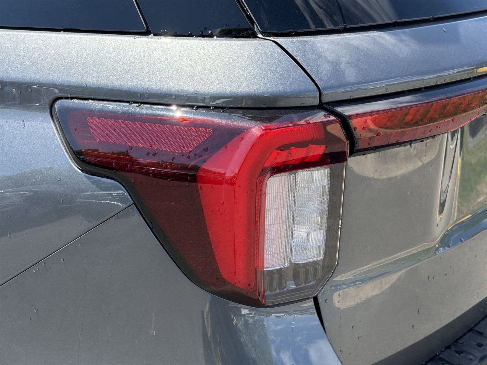 New 2026 Ford Explorer ST-Line AWD/4WD image 14