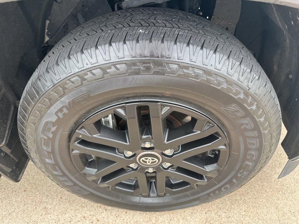 Used 2024 Toyota Sequoia SR5 w/ SR5 Premium Package AWD/4WD image 18