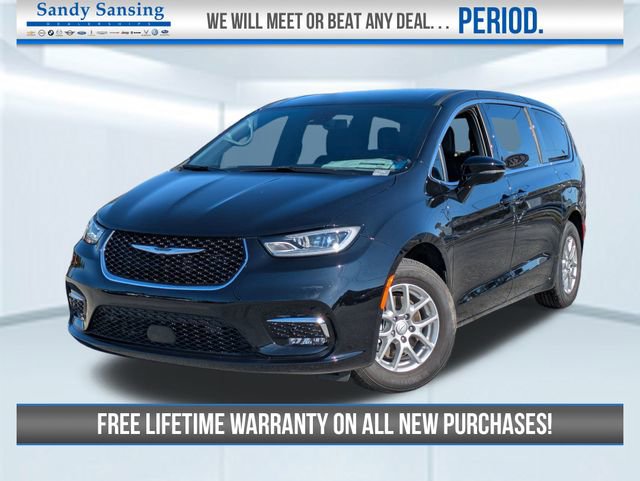 New 2025 Chrysler Pacifica Select