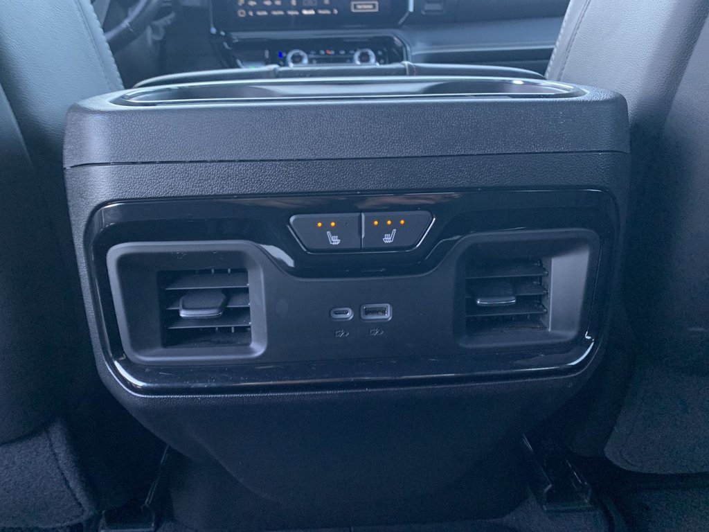 Used 2024 GMC Sierra 2500 AT4X image 19