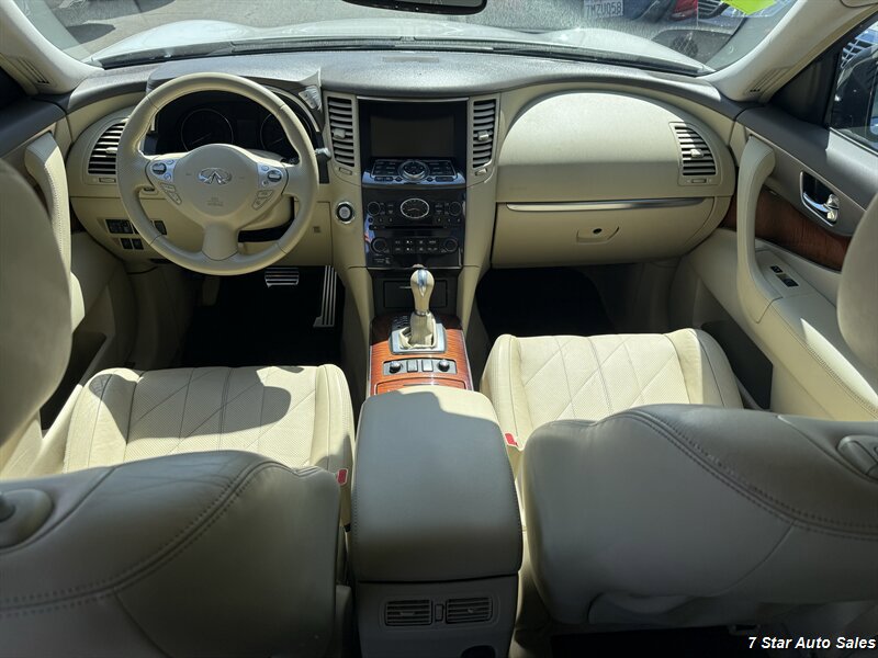 Used 2011 INFINITI FX35 AWD w/ Premium Pkg image 12