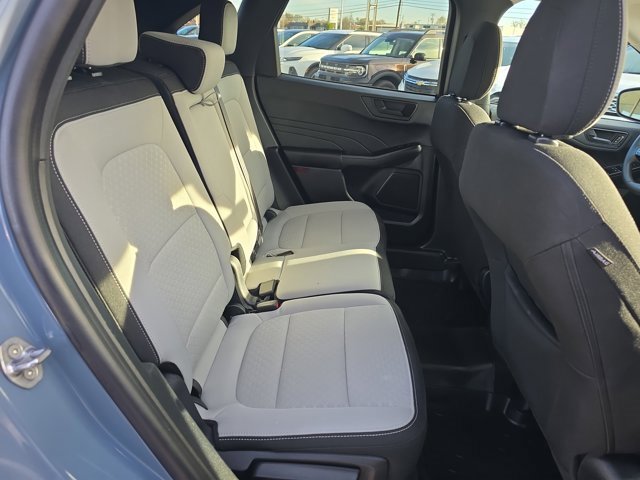 Used 2025 Ford Escape Active w/ Cold Weather Package image 17