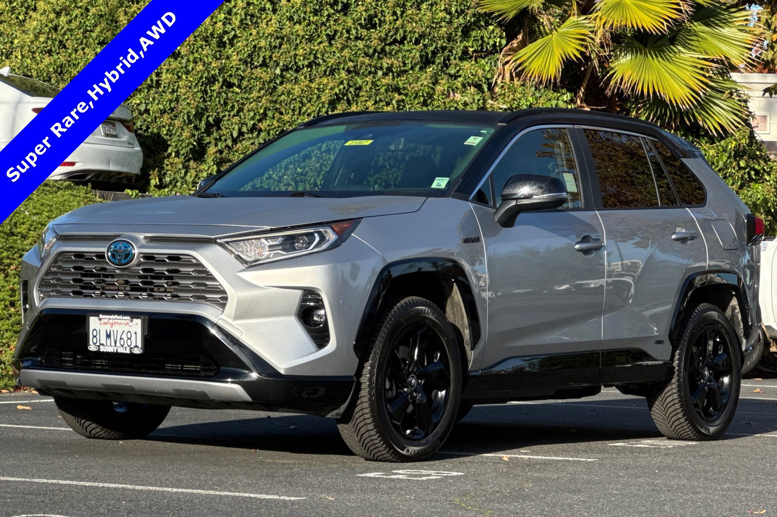 Used 2019 Toyota RAV4 XSE w/ XSE Weather Package image 8