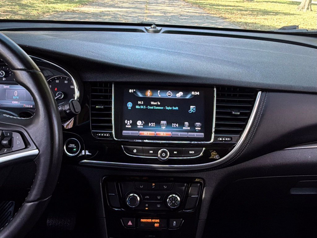 Used 2020 Buick Encore Preferred w/ LPO, Road Trip Package FWD image 17