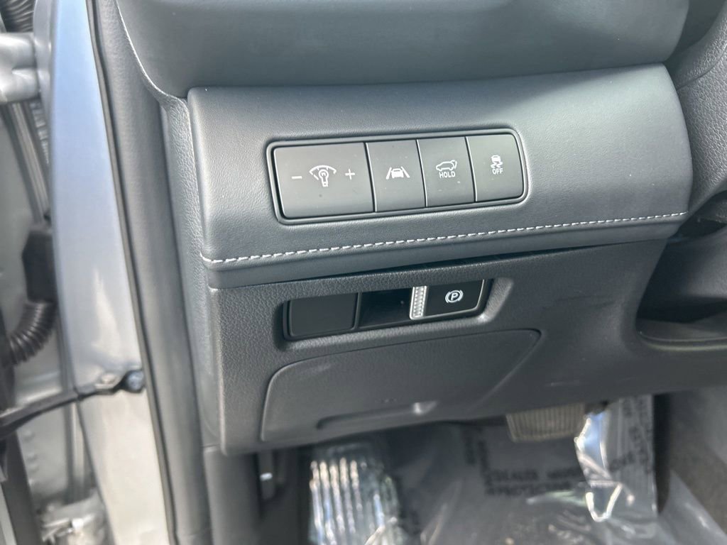 Used 2023 Hyundai Santa Fe Calligraphy image 39