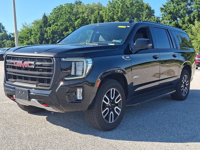 Used 2024 GMC Yukon XL AT4 w/ Technology Package AWD/4WD image 6