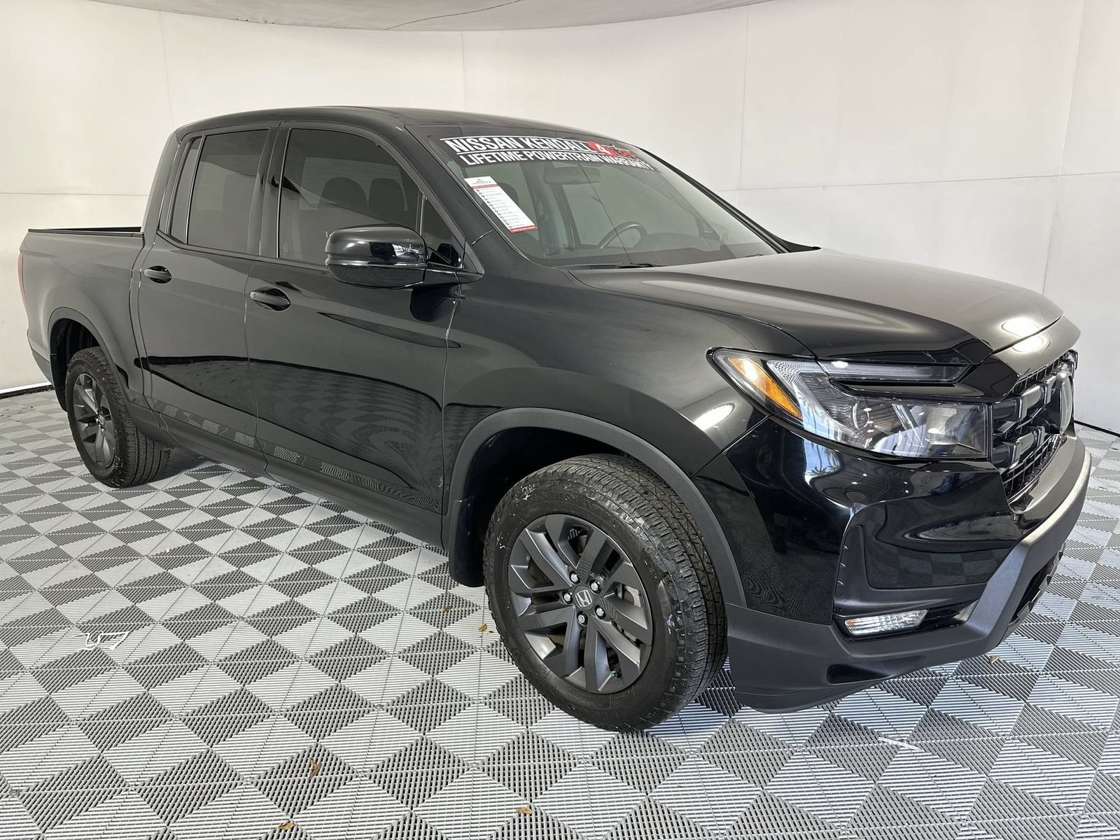 Used 2025 Honda Ridgeline Sport video 2