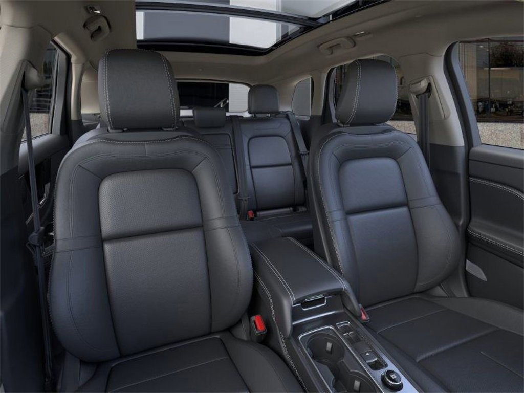 New 2026 Lincoln Corsair Premiere image 10