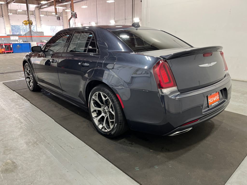 Used 2018 Chrysler 300 S w/ 300S Premium Group image 6