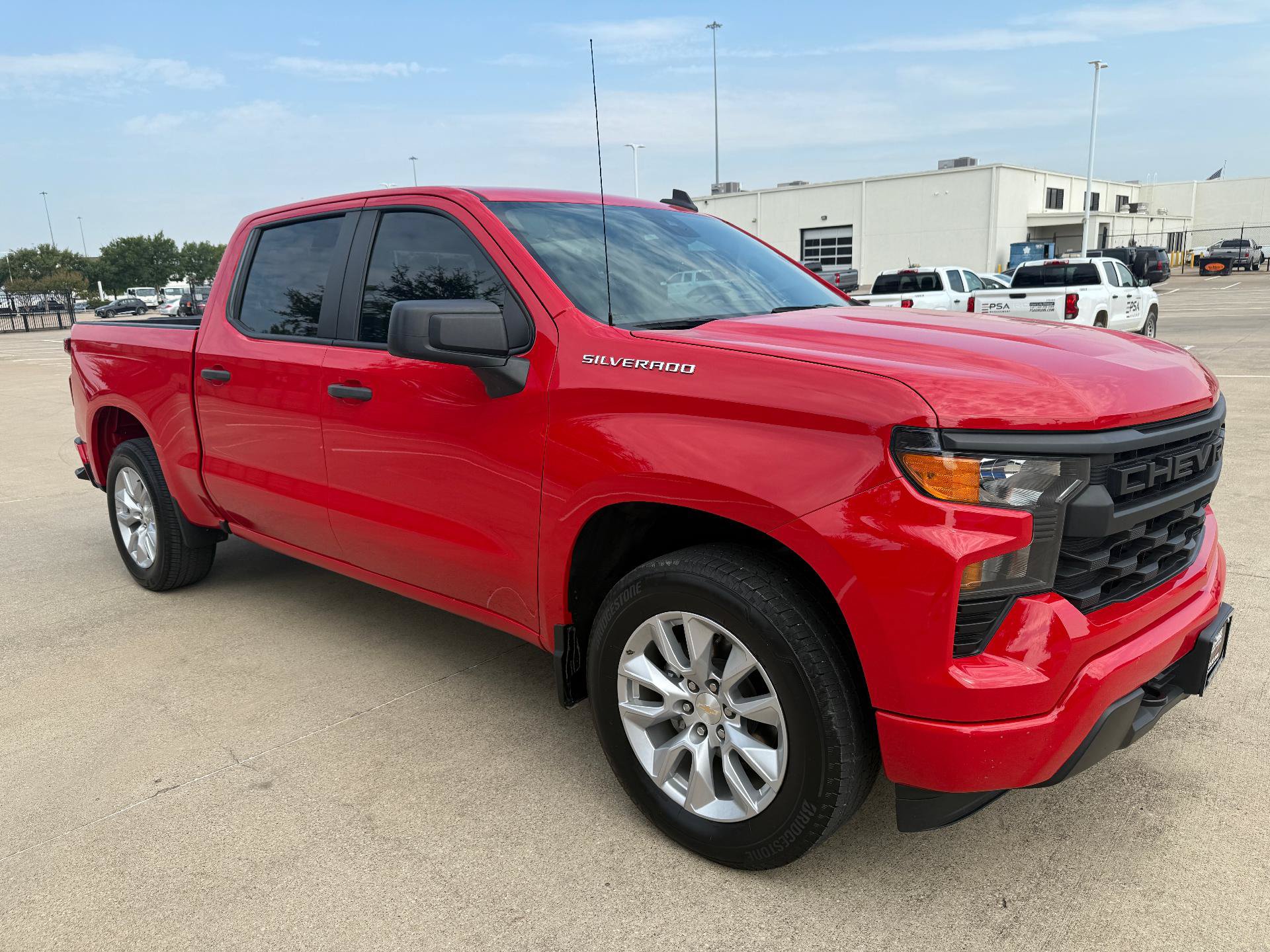Used 2023 Chevrolet Silverado 1500 Custom RWD image 2
