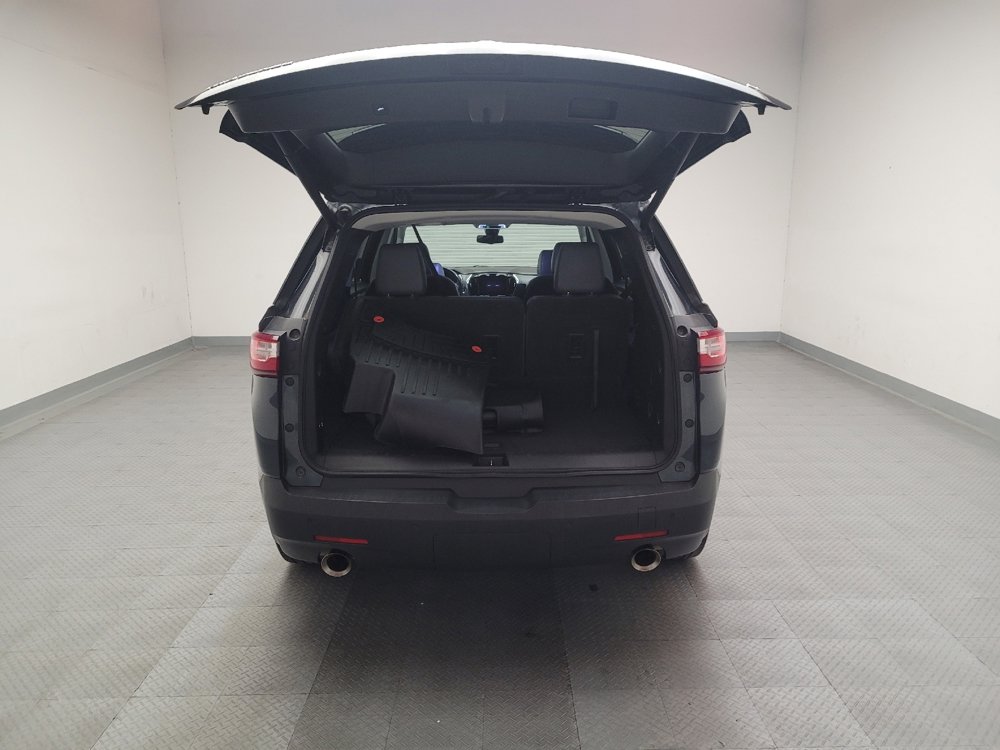 Used 2021 Chevrolet Traverse LT w/ LT Premium Package image 29