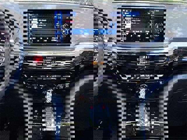 Certified 2026 Acura MDX FWD w/ Technology Package image 17