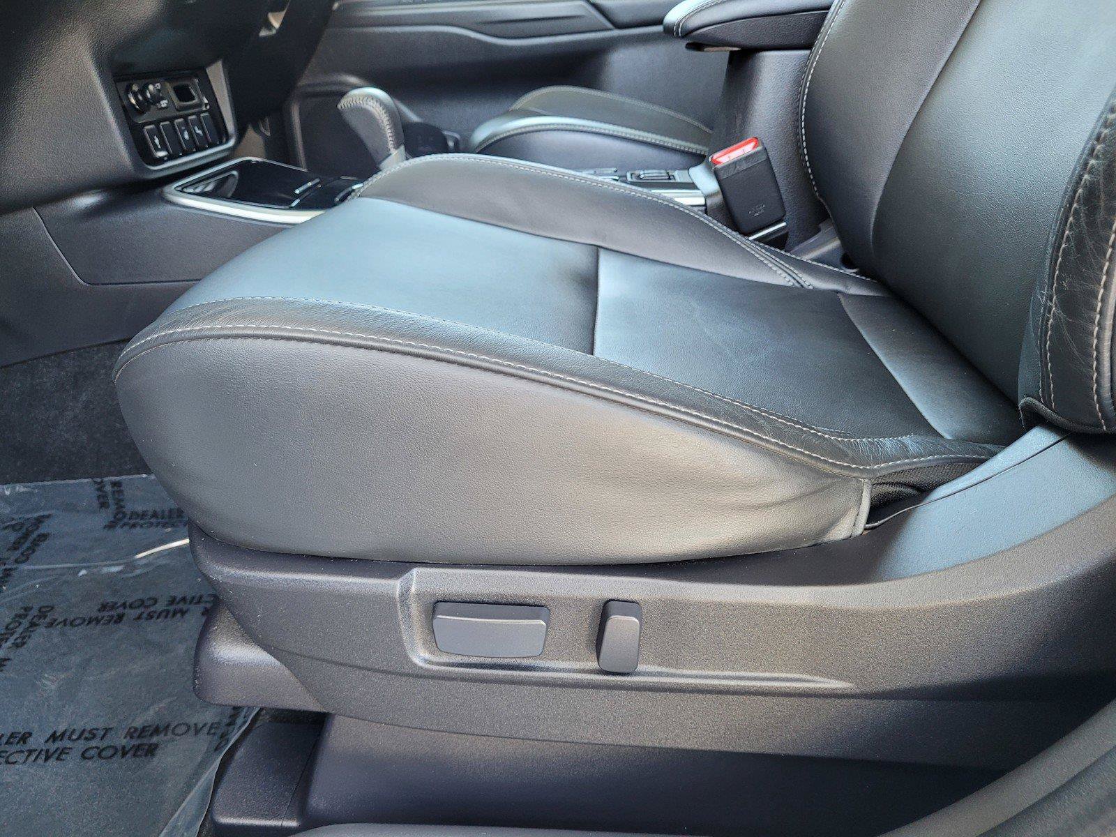 Used 2019 Mitsubishi Outlander GT AWD/4WD image 23