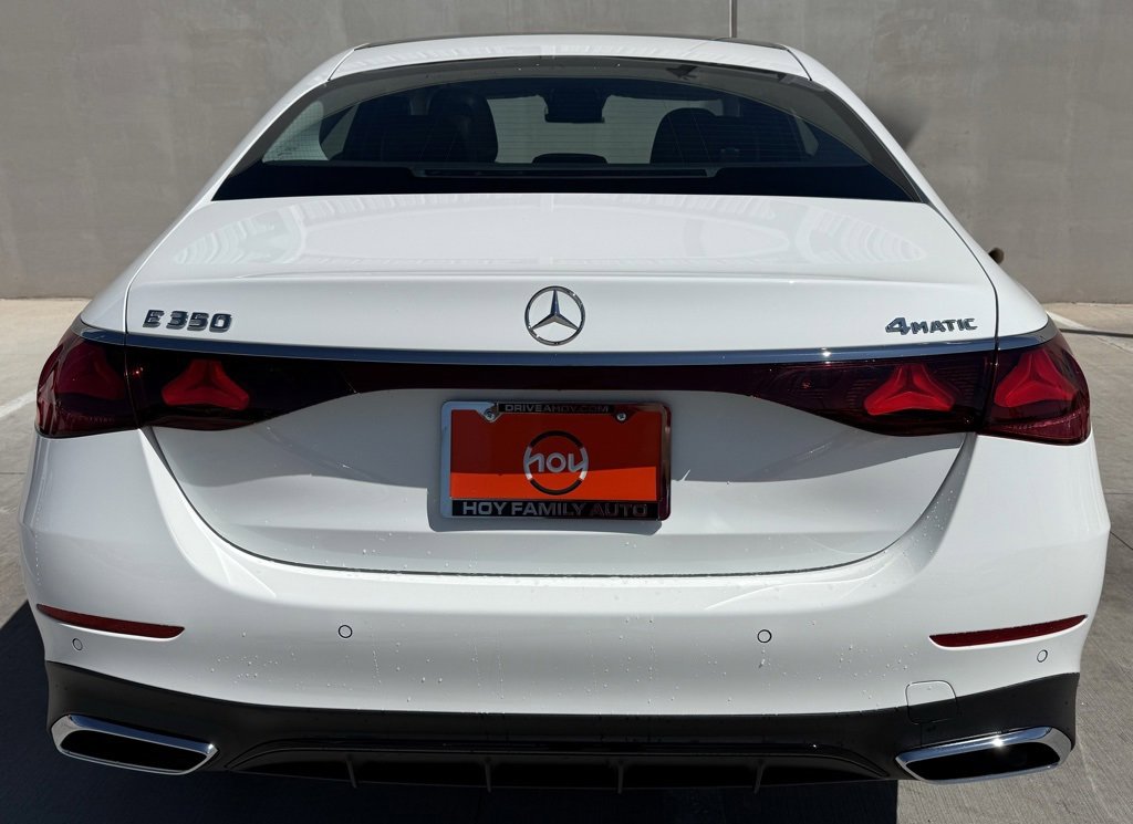Used 2024 Mercedes-Benz E 350 4MATIC Sedan image 4