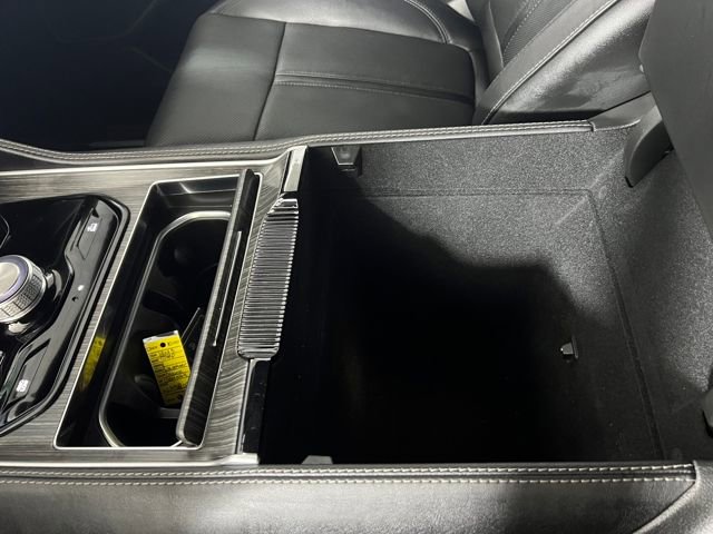 Used 2023 Jeep Wagoneer Series II w/ HD Trailer Tow Package image 24