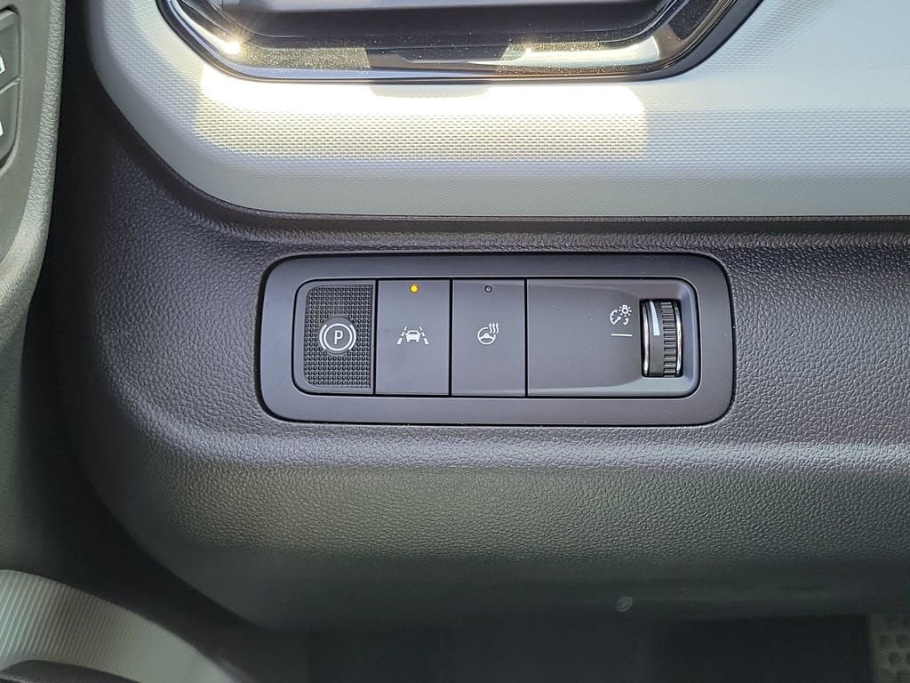 New 2027 Chevrolet Bolt LT w/ Comfort Package FWD image 11