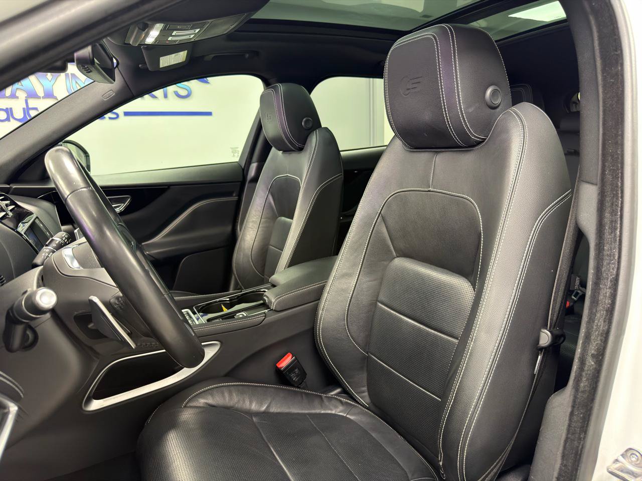Used 2017 Jaguar F-PACE S AWD/4WD image 11