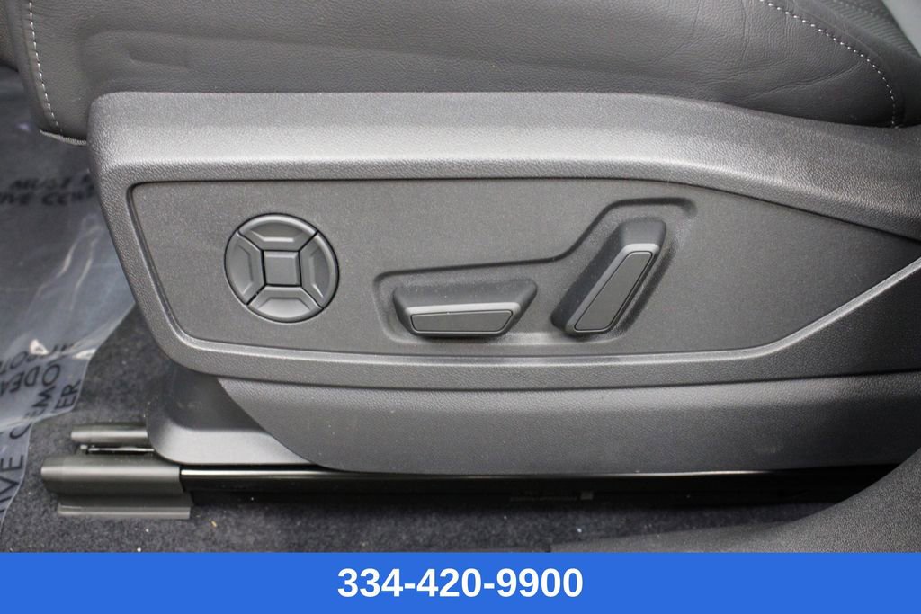 New 2025 Audi Q5 Premium Plus image 18