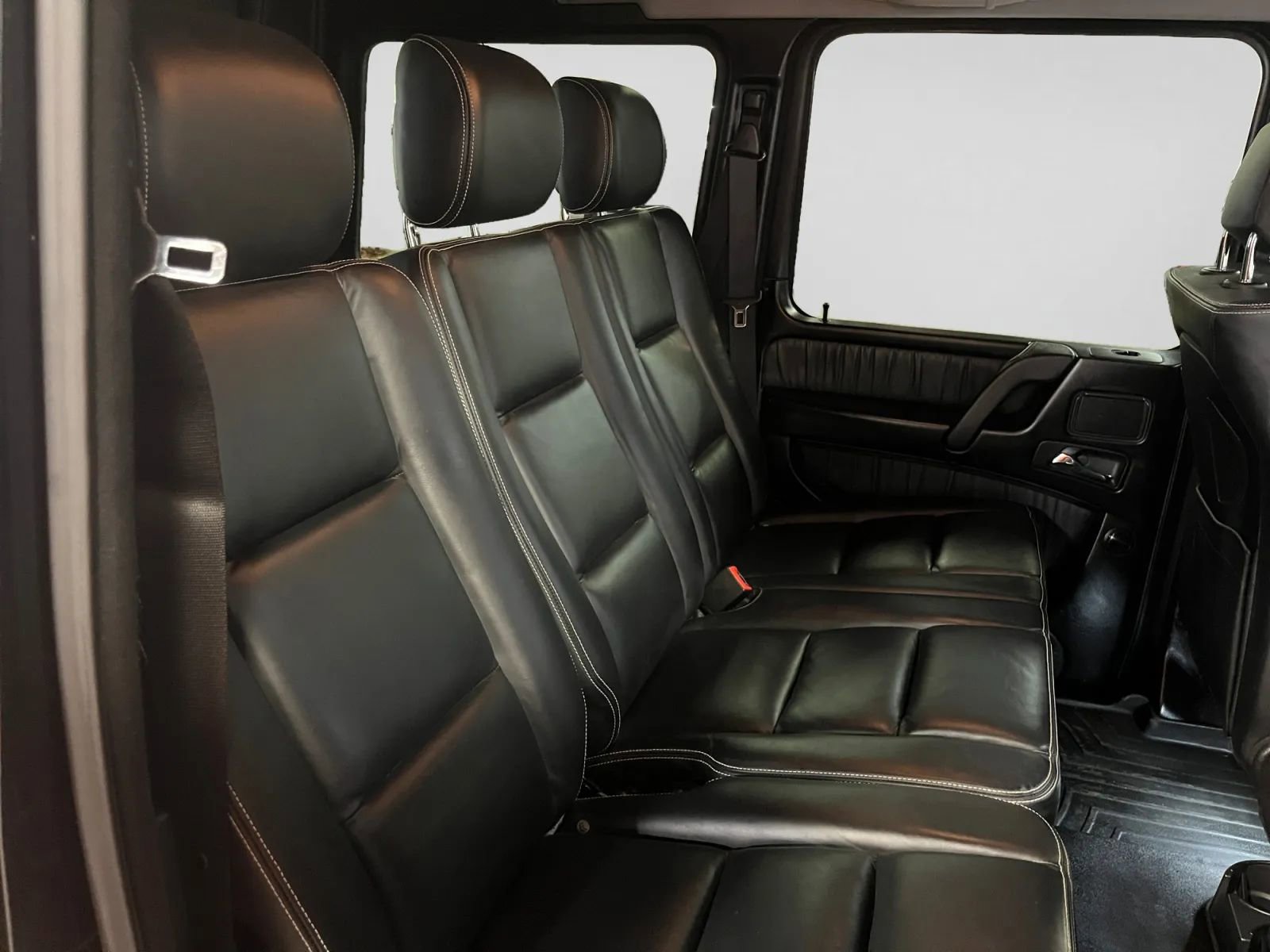 Used 2012 Mercedes-Benz G 550 G 550 Sport Utility 4D image 25