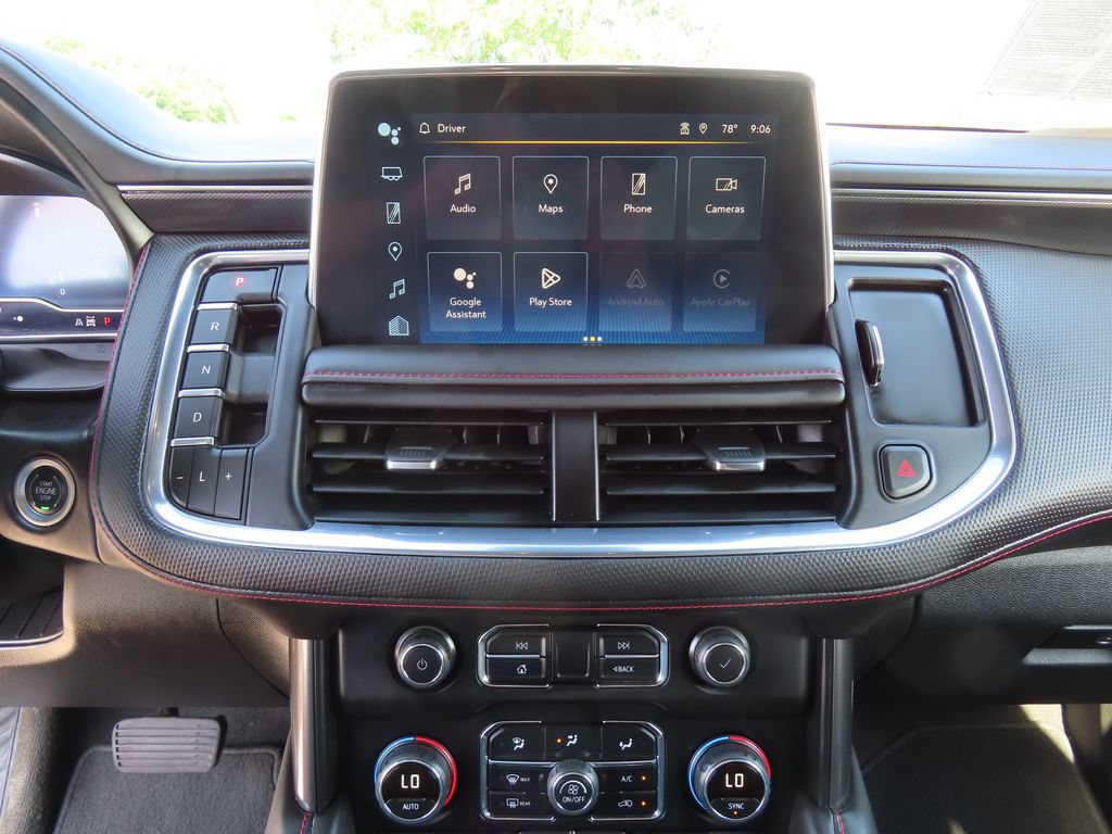 Certified 2024 Chevrolet Suburban RST w/ Luxury Package AWD/4WD image 22