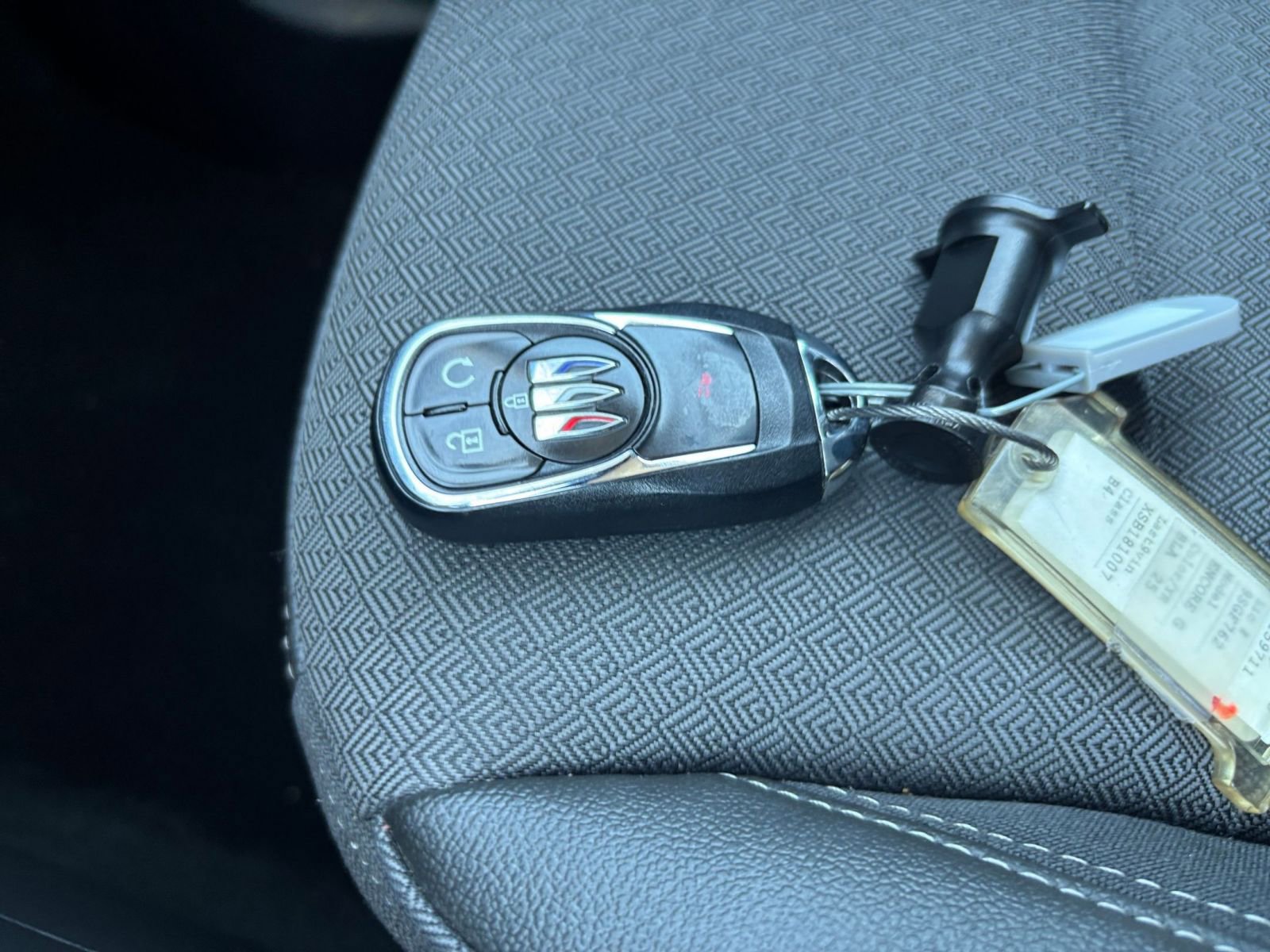 Used 2025 Buick Encore GX Preferred FWD image 21