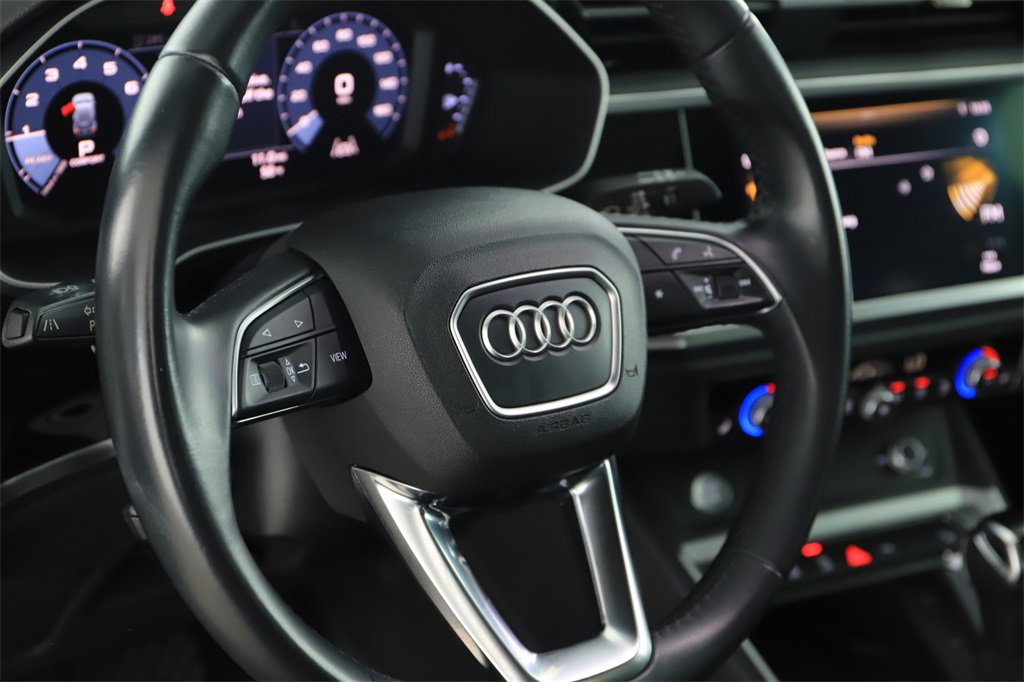 Used 2020 Audi Q3 2.0T Premium Plus w/ Premium Plus Package image 16