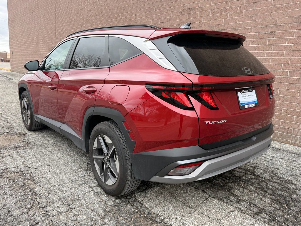 New 2025 Hyundai Tucson SEL image 3