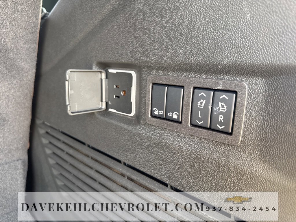 Used 2024 Chevrolet Tahoe High Country image 40