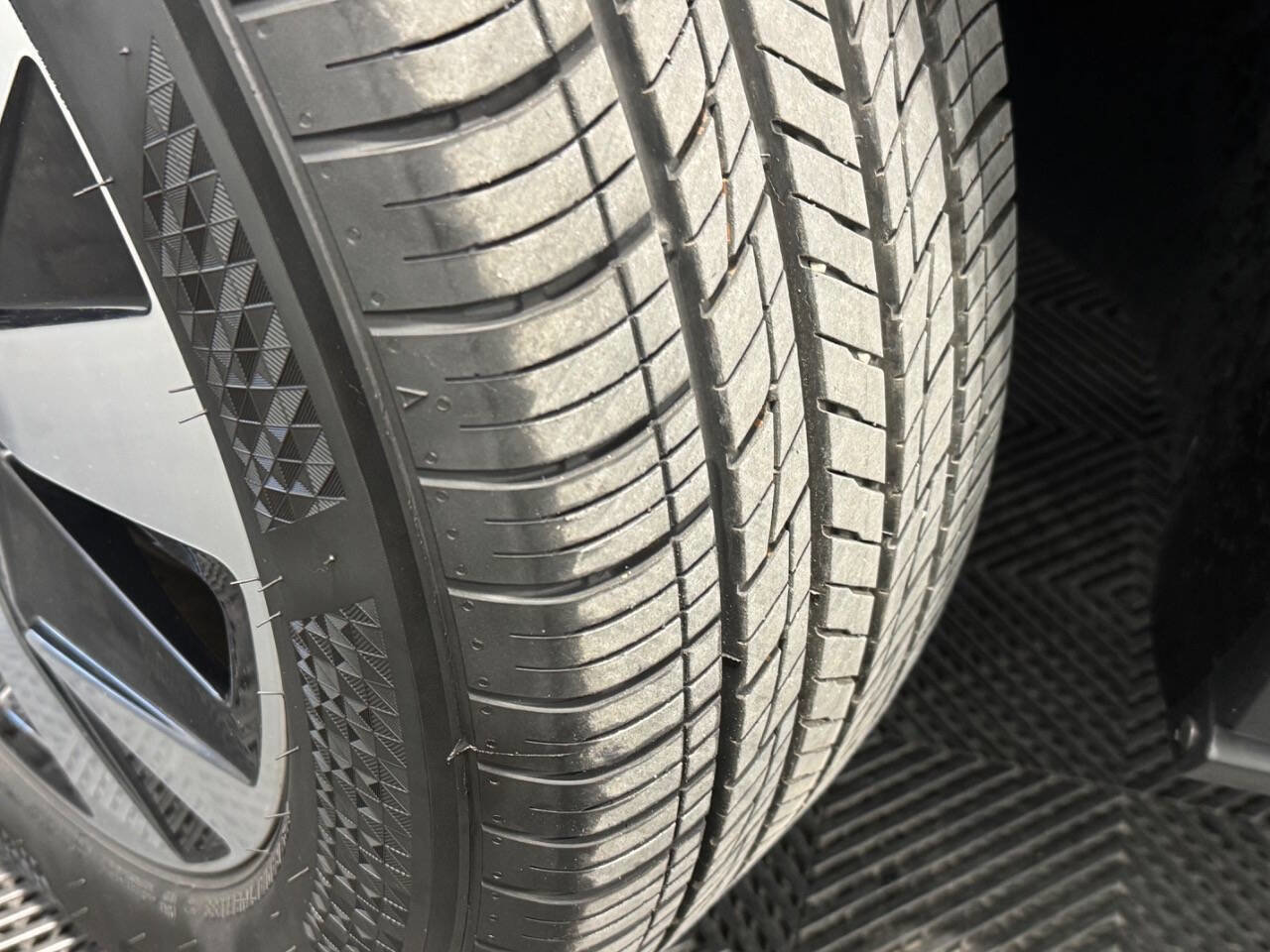 Used 2023 Volkswagen ID.4 S image 52