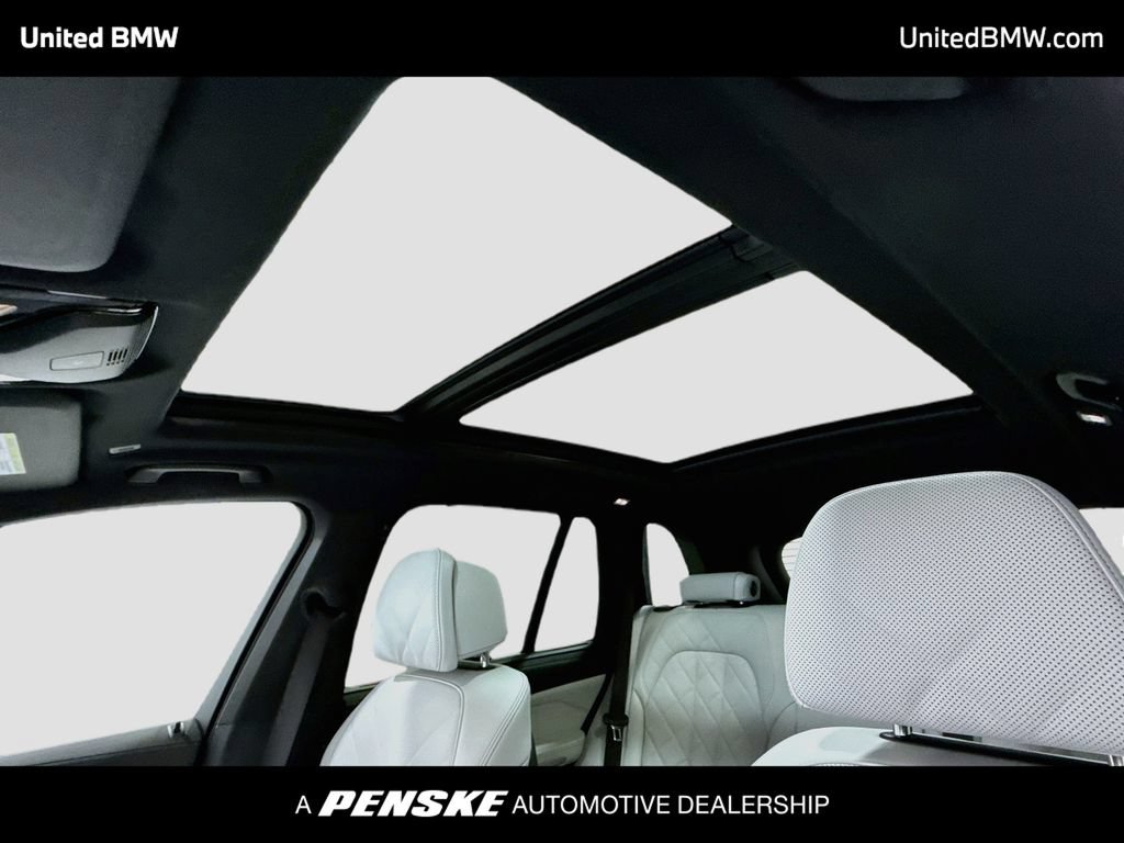 Certified 2026 BMW X5 M60i AWD/4WD image 19