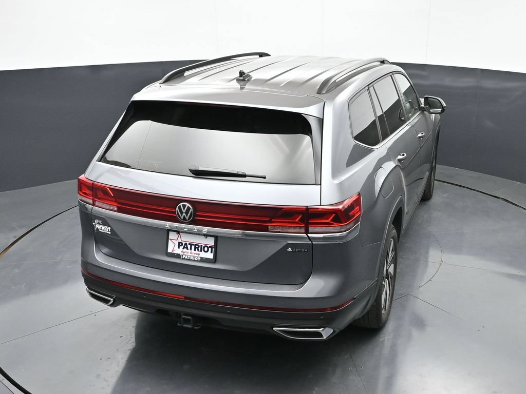 Used 2025 Volkswagen Atlas SE AWD/4WD image 33
