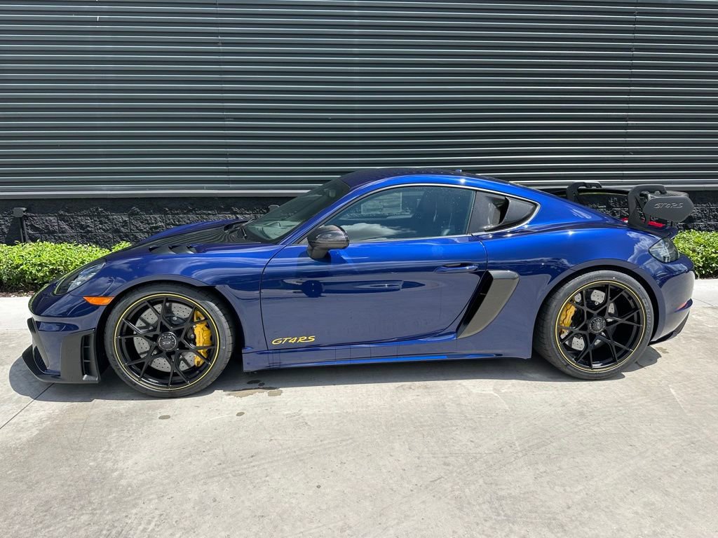 Used 2025 Porsche 718 Cayman GT4 RS image 2